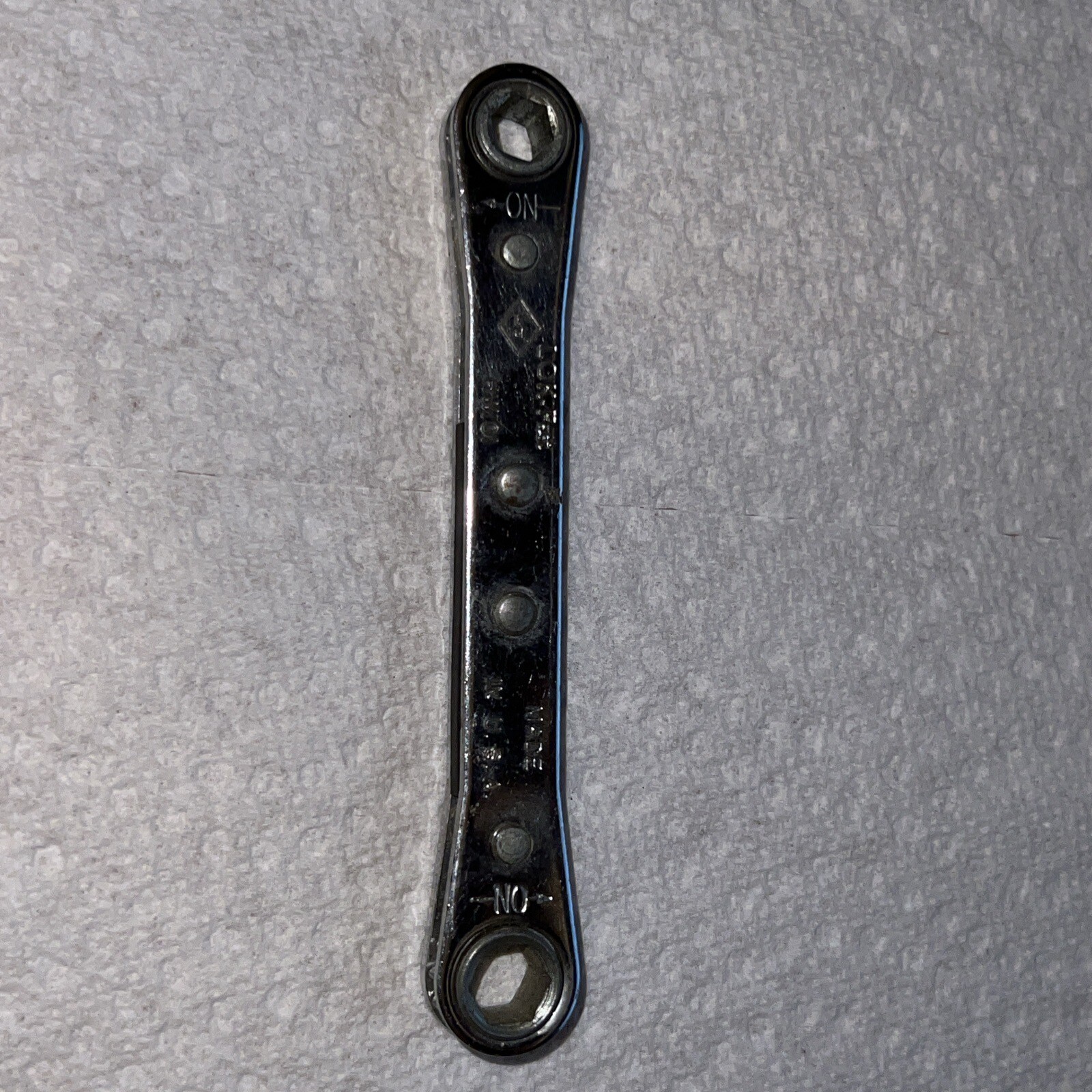 Vintage LOK-FAST 1/4″ x 5/16″ Ratcheting Wrench HW101 Made in USA