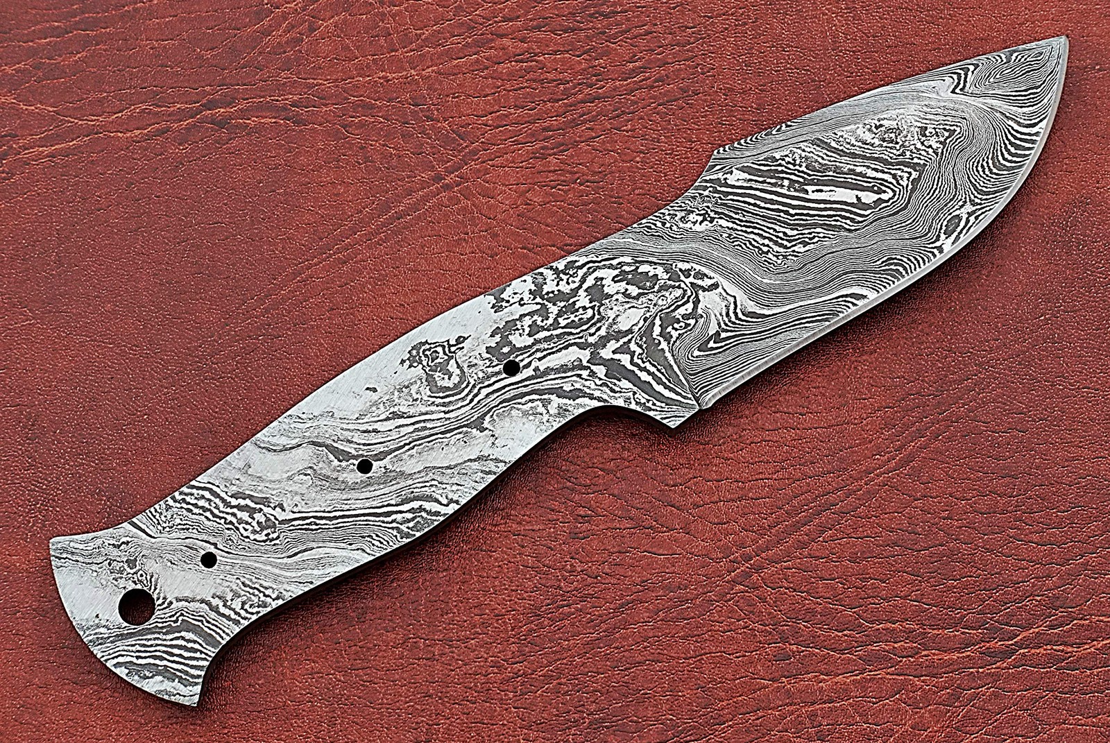 8 inches Long Hand Forged Damascus Steel Clip Point Blank Blade Skinning Knif…