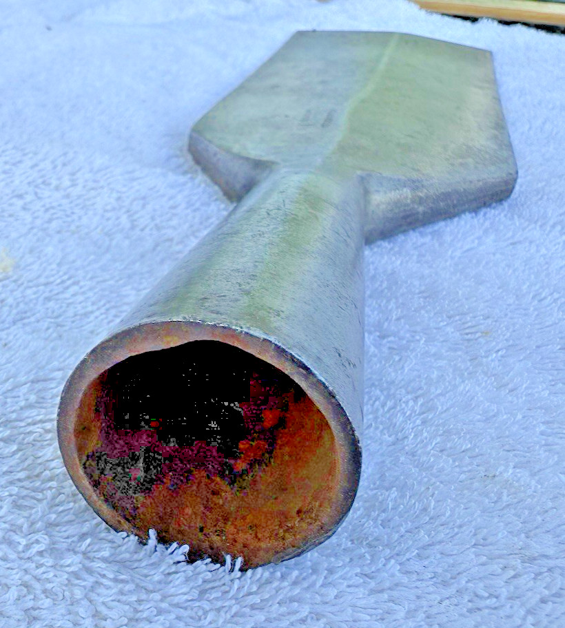 Antique Douglass Mfg Cast Steel Carpenters Chisel Slick 3-1/2 Inches Socket Tang