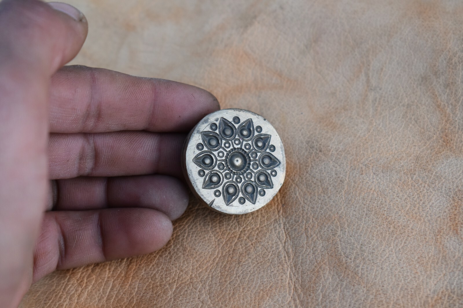vintage die mold rare old bronze flower design pendant design jeweler seal stamp