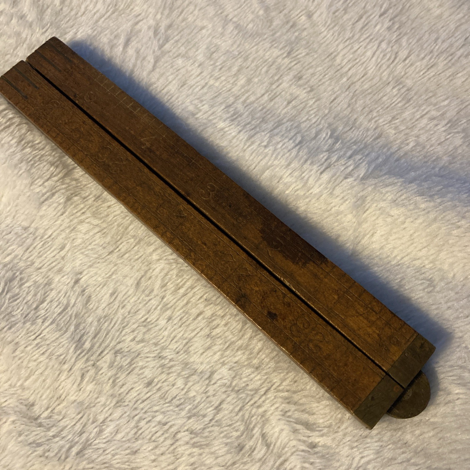 Antique Lufkin #751 (61)Boxwood 24″ BRASS BOUND Wood Folding Ruler Vintage USA