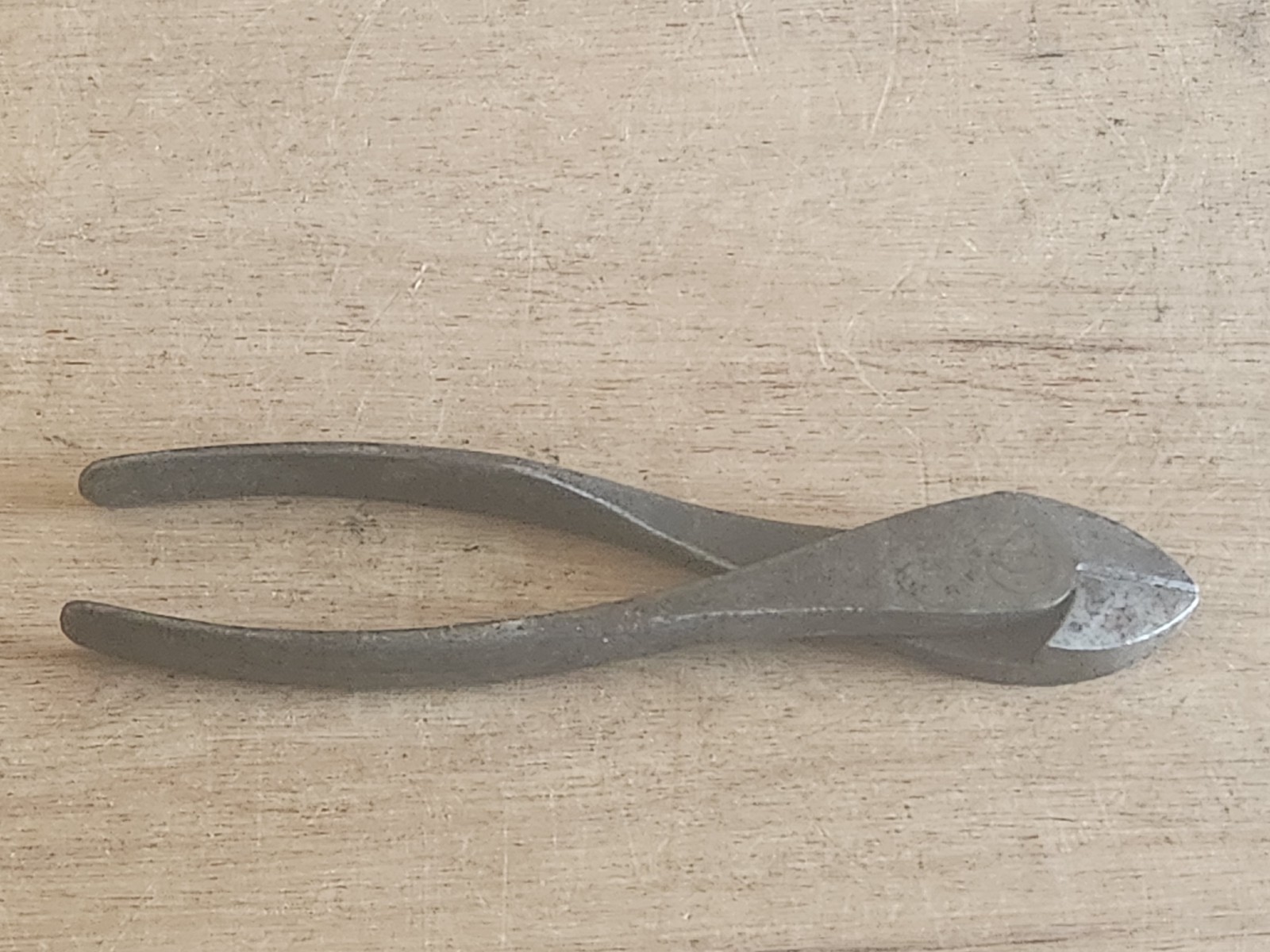 Crescent 542 Diagonal Cutting Pliers 7″ Jamestown NY USA Wire Cutters Vtg Tools