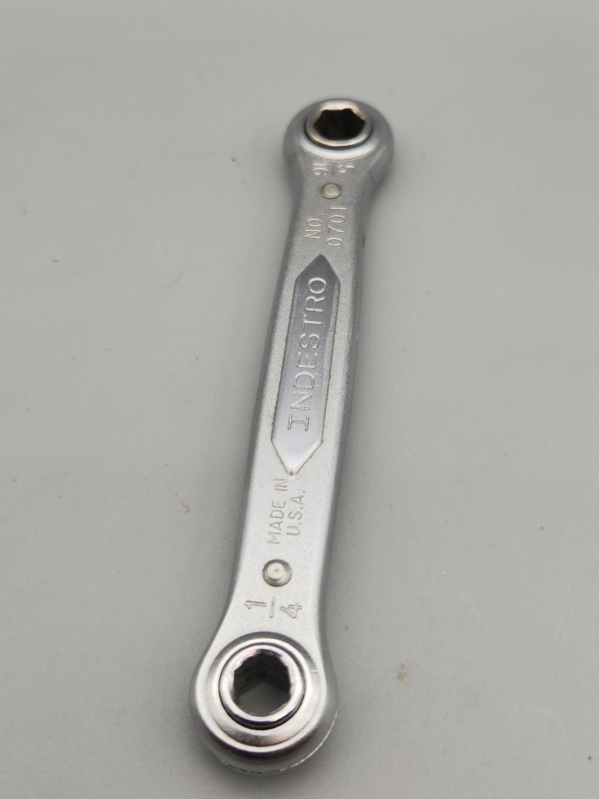 Indestro Select Box End Ratchet Wrench No. 0701 Ratcheting 1/4 & 5/16 🇺🇸