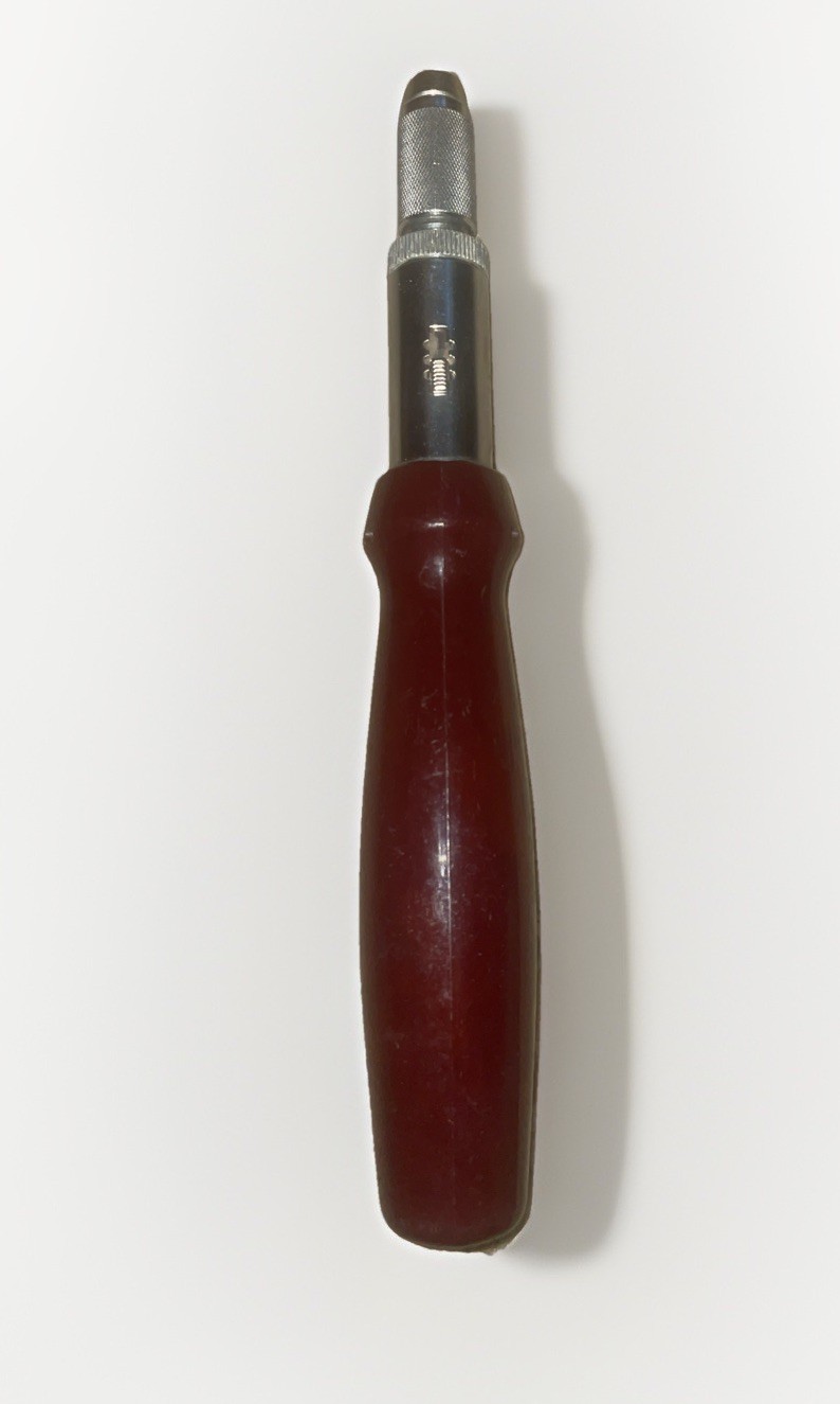 Blue Point YA-117 Ratchet Screwdriver Hard Plastic Handle 11 1/2 INCHES