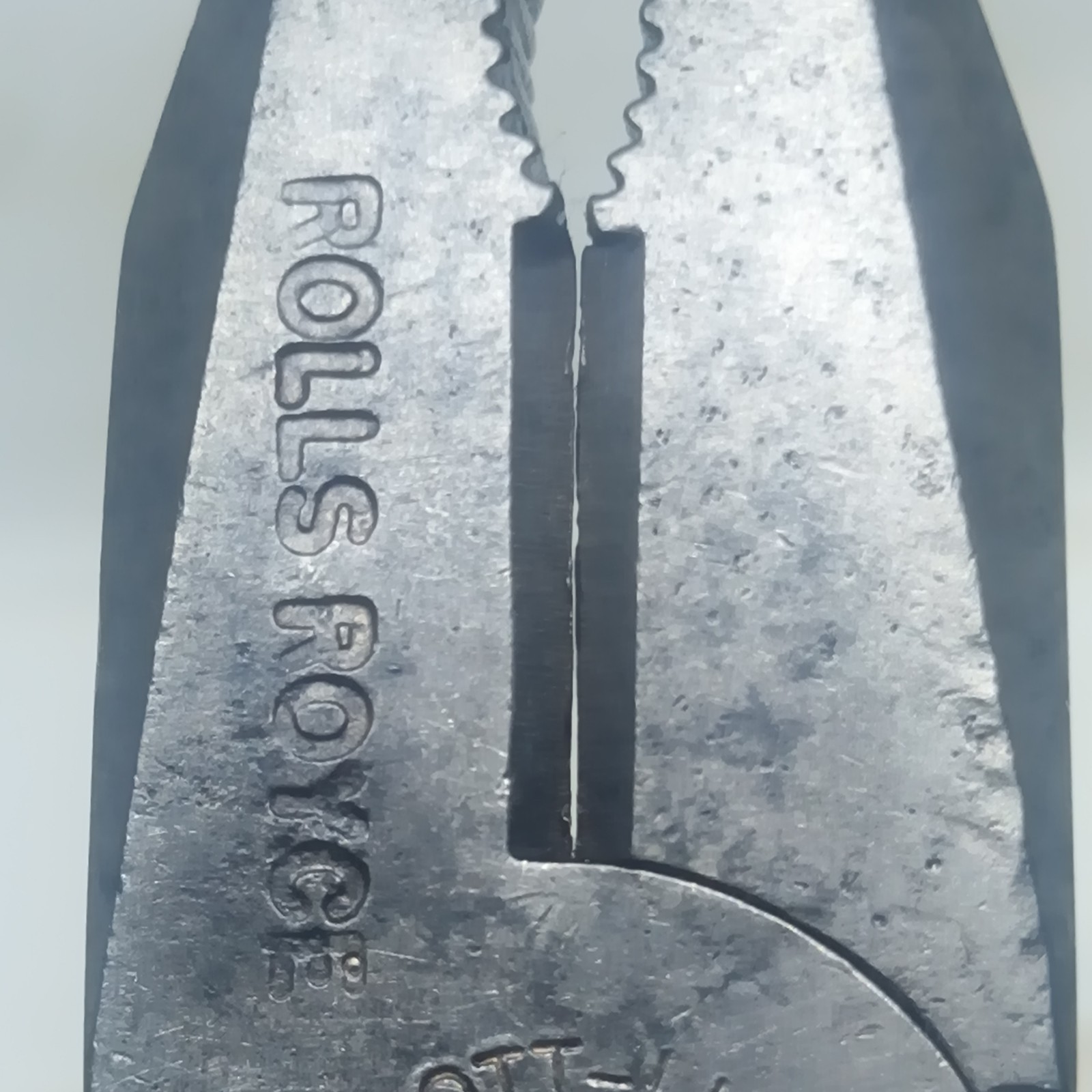 Vintage Rolls Royce Elliott Lucas Elect PW2126 – 7″ Combination Pliers Tool Kit
