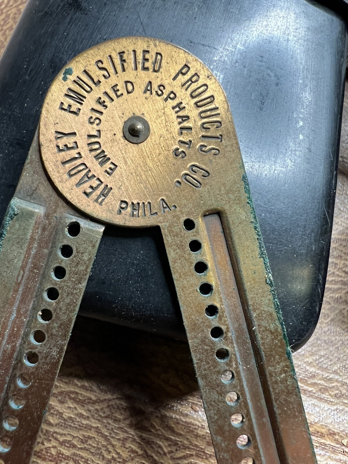 c. Early 1900s Charles. E. Grubb’s Engineer Measuring Tool Kit and ARBA Medal