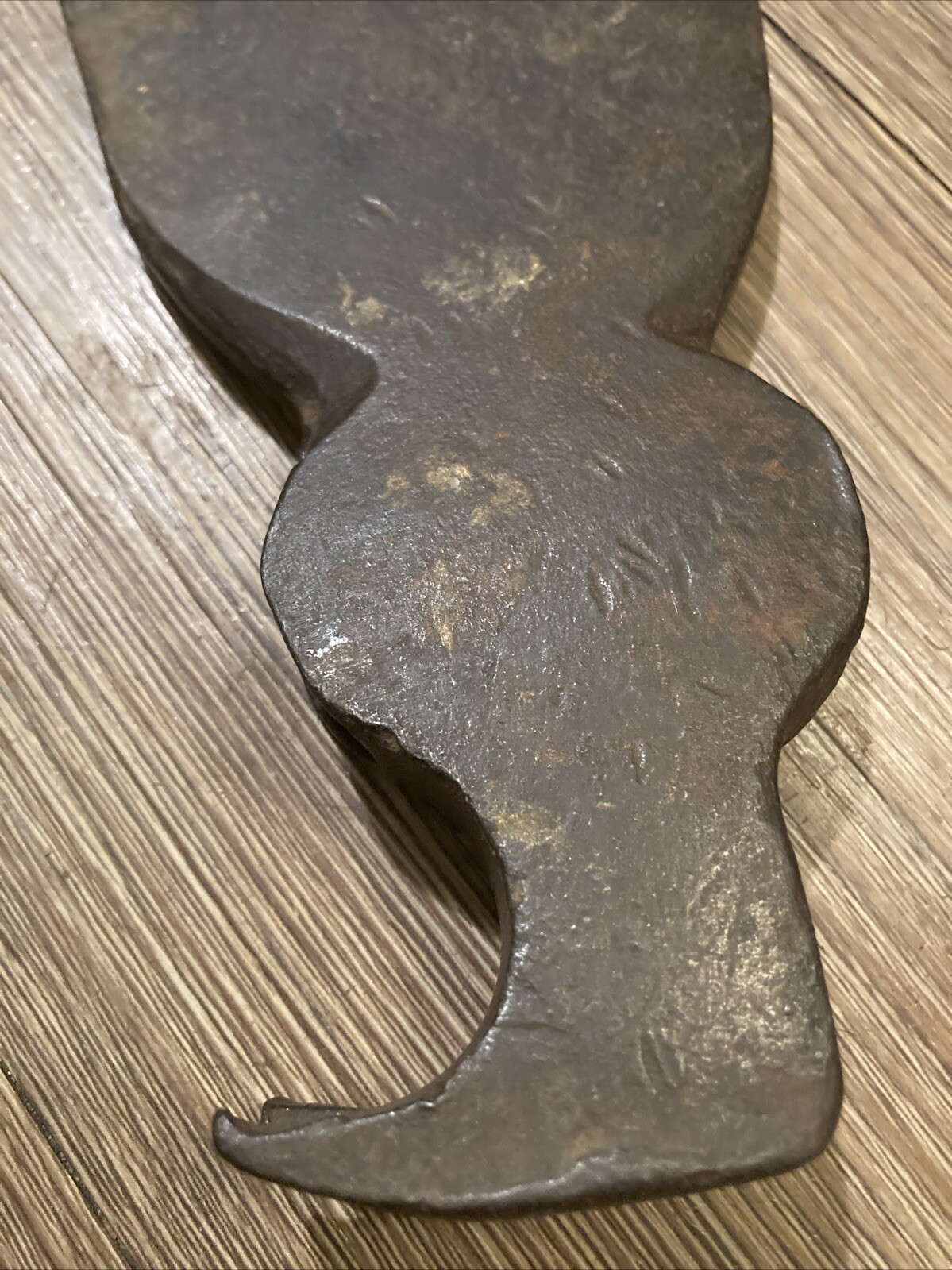 Vintage Steel Hatchet Carpenters Claw Hammer Axe Nail Puller Head Only