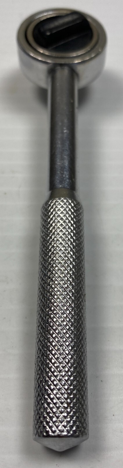 Vintage Unbranded Reversible Ratchet Wrench 1/4″ Drive Knurled Handle Nice Tool