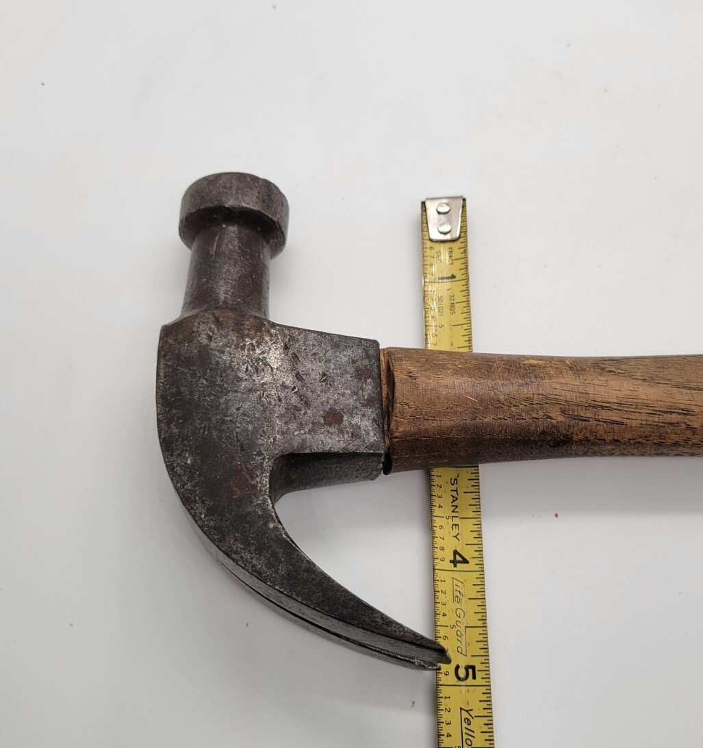 Briar Edge Service Tools Claw Hammer with Wood Handle Hand Tool Carpentry 11″