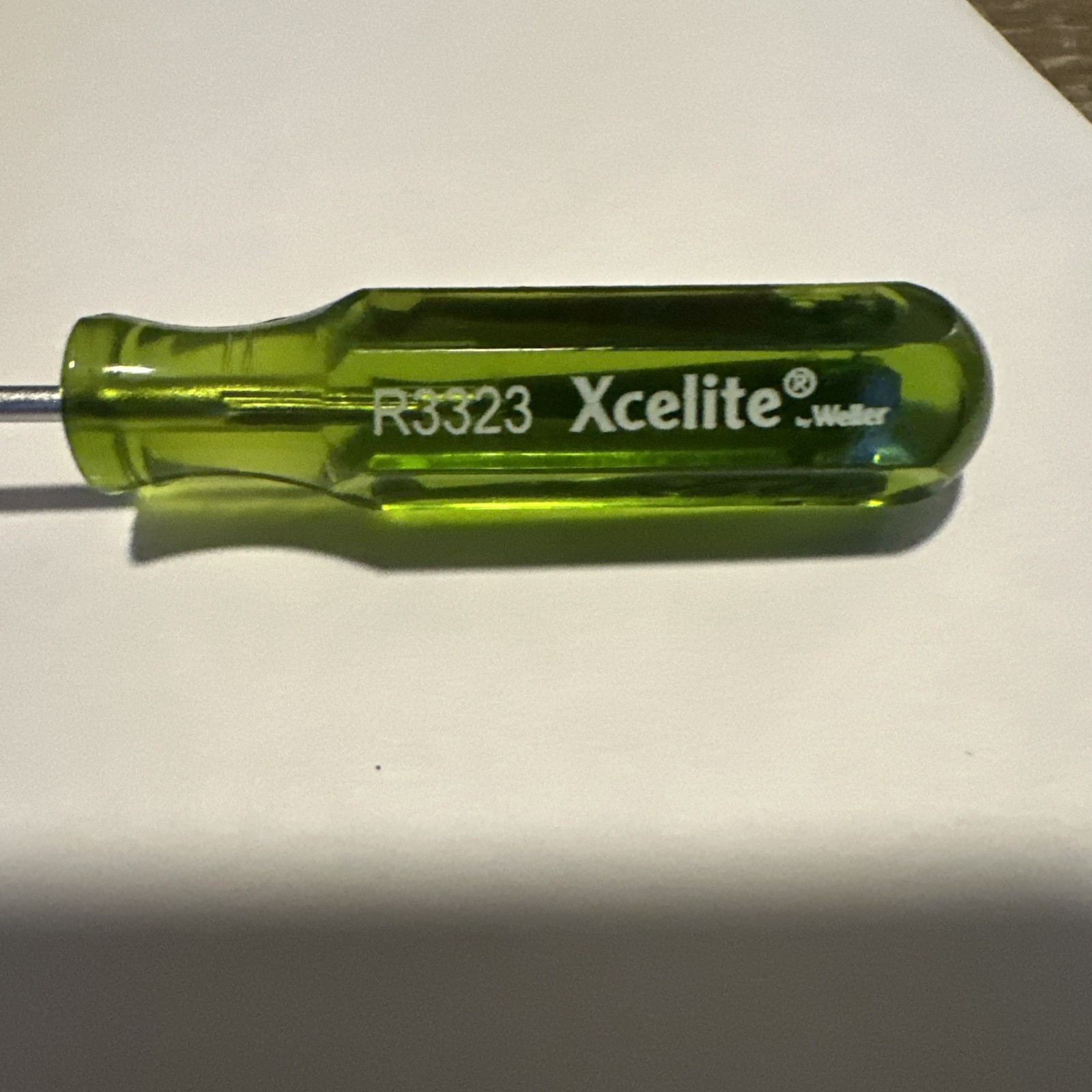 2 Pc Xcelite R3323 3/32″ x 3″ Round Blade Slotted Screwdriver w/Pocket Clip USA