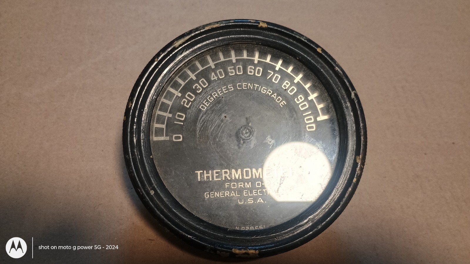Vtg 5″ Degrees Centigrade Gauge thermometer General Electric Co. Form 0-2 USA