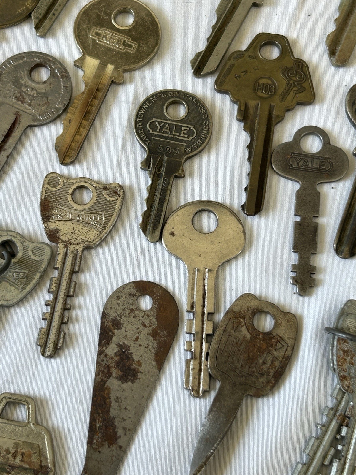 Vintage Antique Key Lot Huge Mid Century Hotel Padlock Industrial Cabinet As-Is