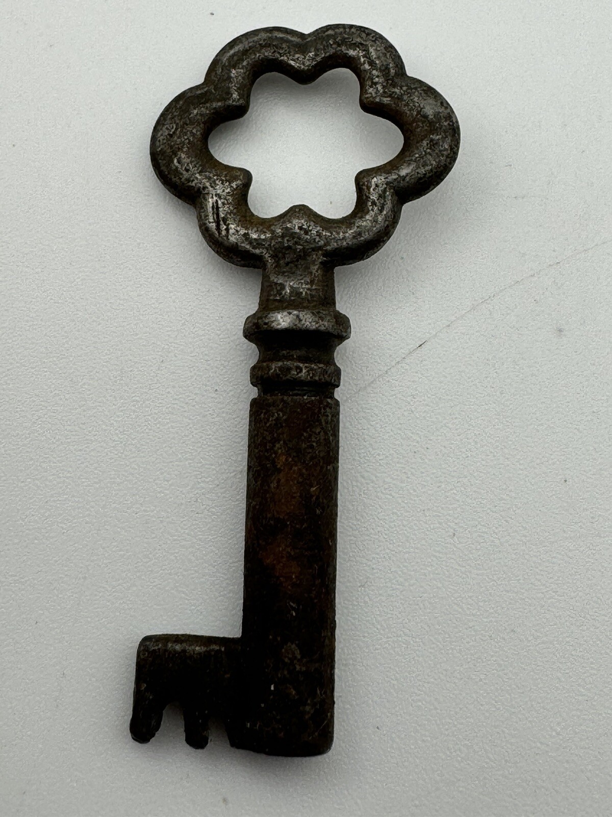 Antique Metal Skeleton Key Authentic Old Key Jewelry Pendant Charm Vintage 1.85″