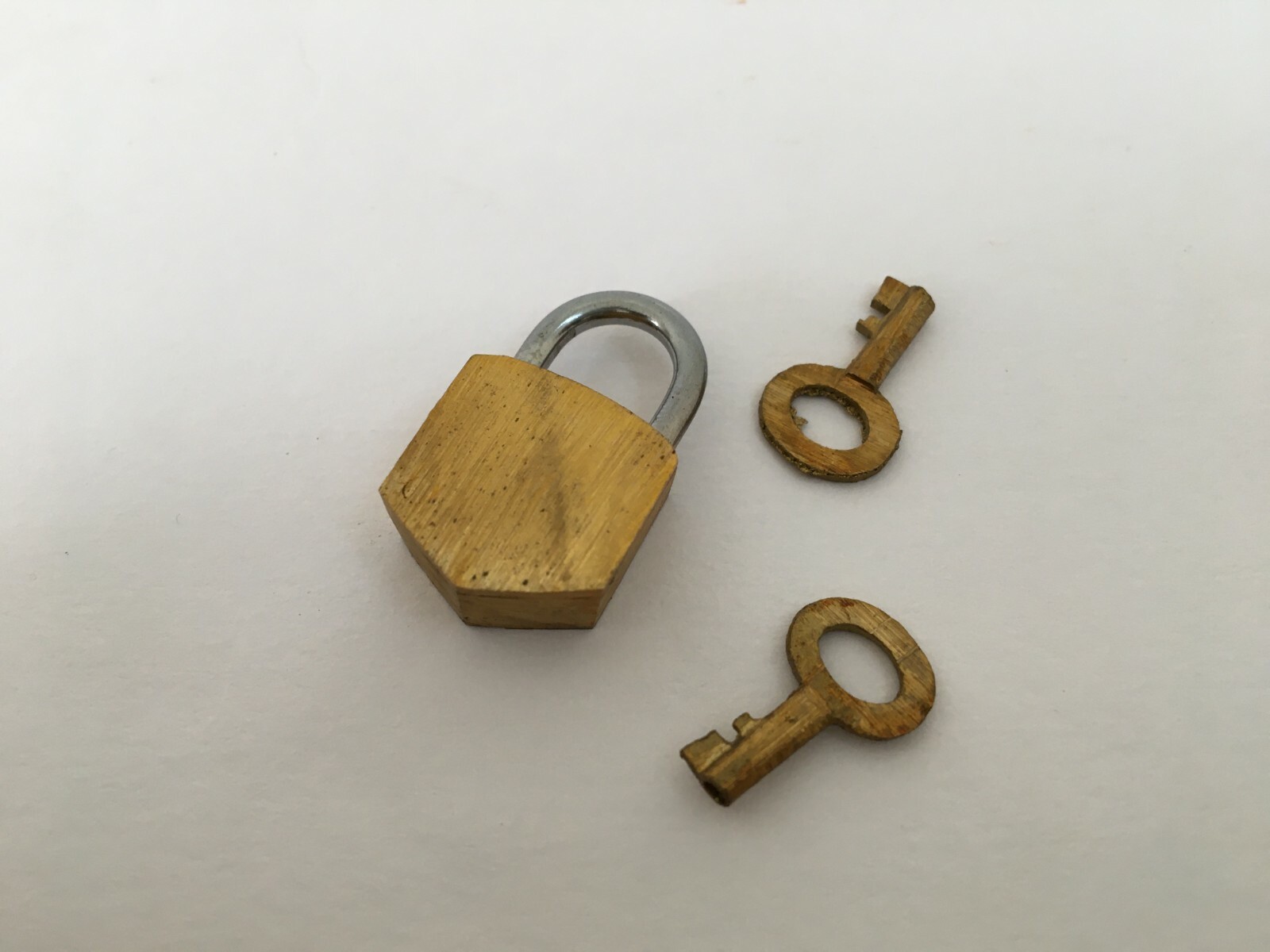 Old Vintage Solid Brass Small Mini Padlock 2 Keys Strong Collectible Rear Shape