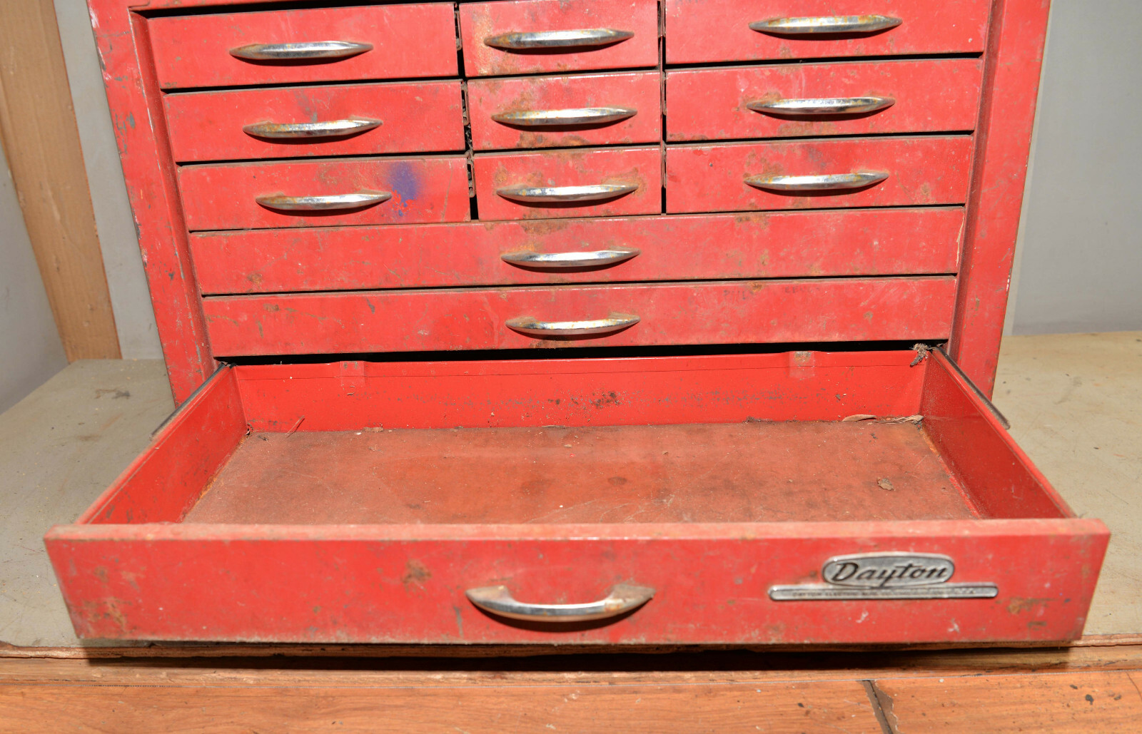 Huge Dayton 12 drawer mechanics 1950s tool box chest vintage garage rat rod