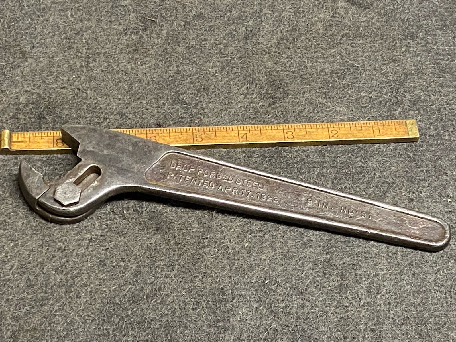 Antique GELLMAN MFG. Co. 9″ No. 91, POLLY Wrench, Pat’d April 17, 1923, USA