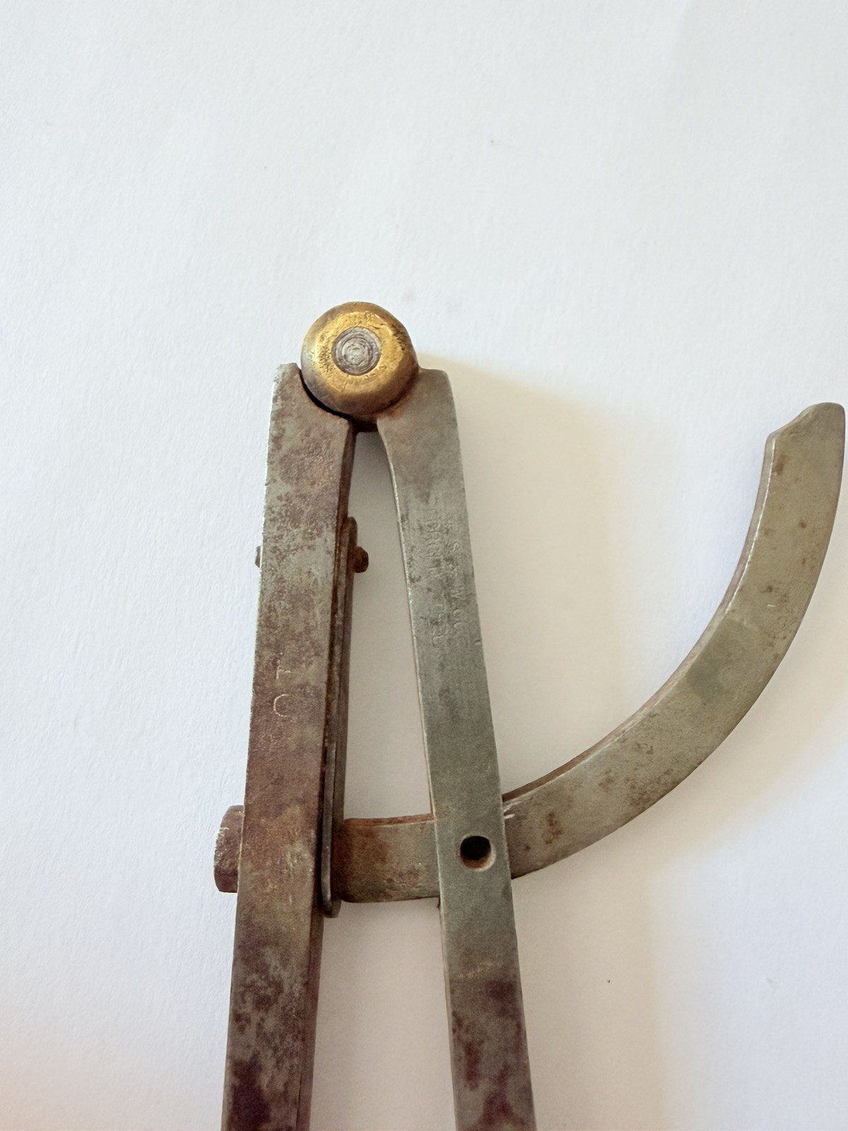 Vintage Metal Wing Divider Scribe Compass – Machinist Tool. 11 1/2 inches