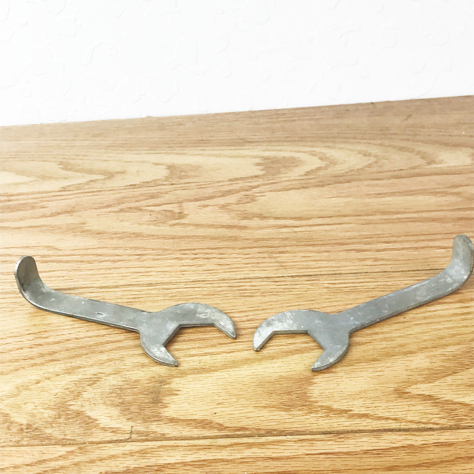 Vintage Bonney(?) Service Wrench Set of 2 Right Left 1 1/4″ opening low profile