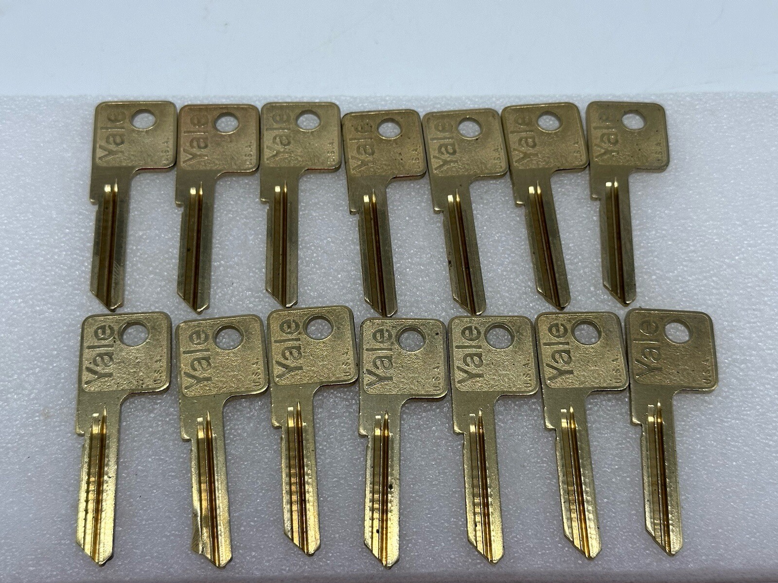 Vintage Yale Eaton Key Blanks Lot Of 14 EN 11 SD