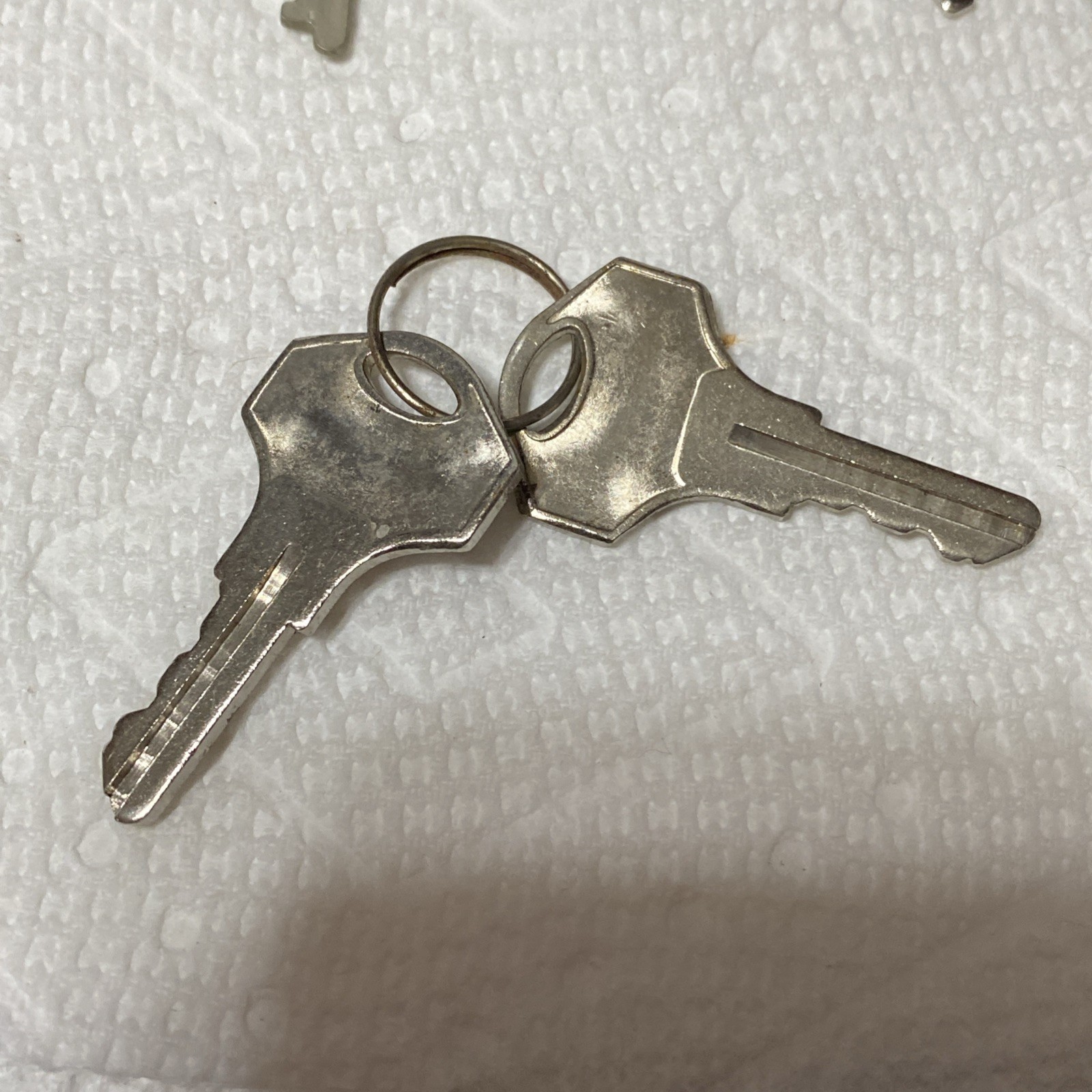 9 Various Silver Small Keys Luggage Lock Box Etc