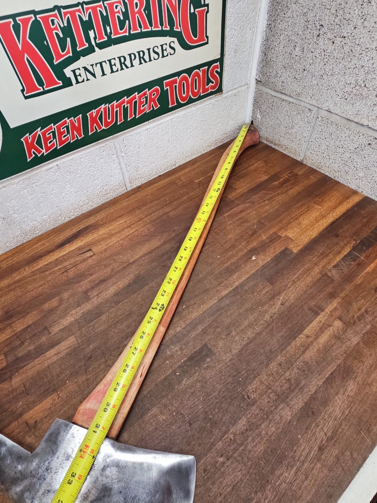 R71- Vintage Belknap Bluegrass Large Fire Axe 7 lb 3 oz