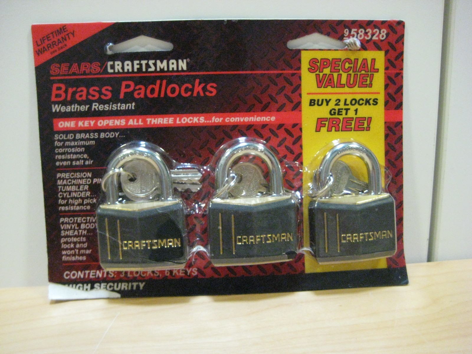 SEARS / CRAFTSMAN Weather Resistant Brass Padlock Set 3 Locks + 6 Keys 9-58328
