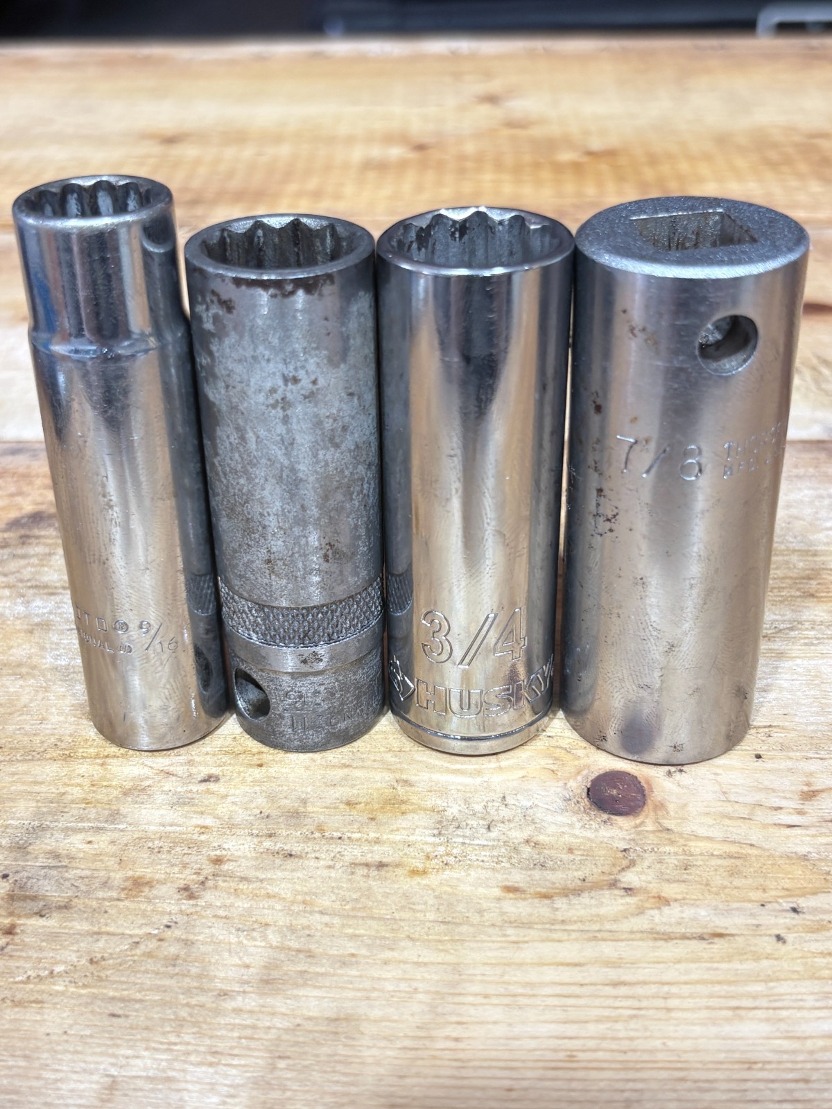 Lot of 4 1/2 Inch Drive 12 Point SAE Deep Sockets 9/16″ 11/16″ 3/4″ 7/8″ MISC