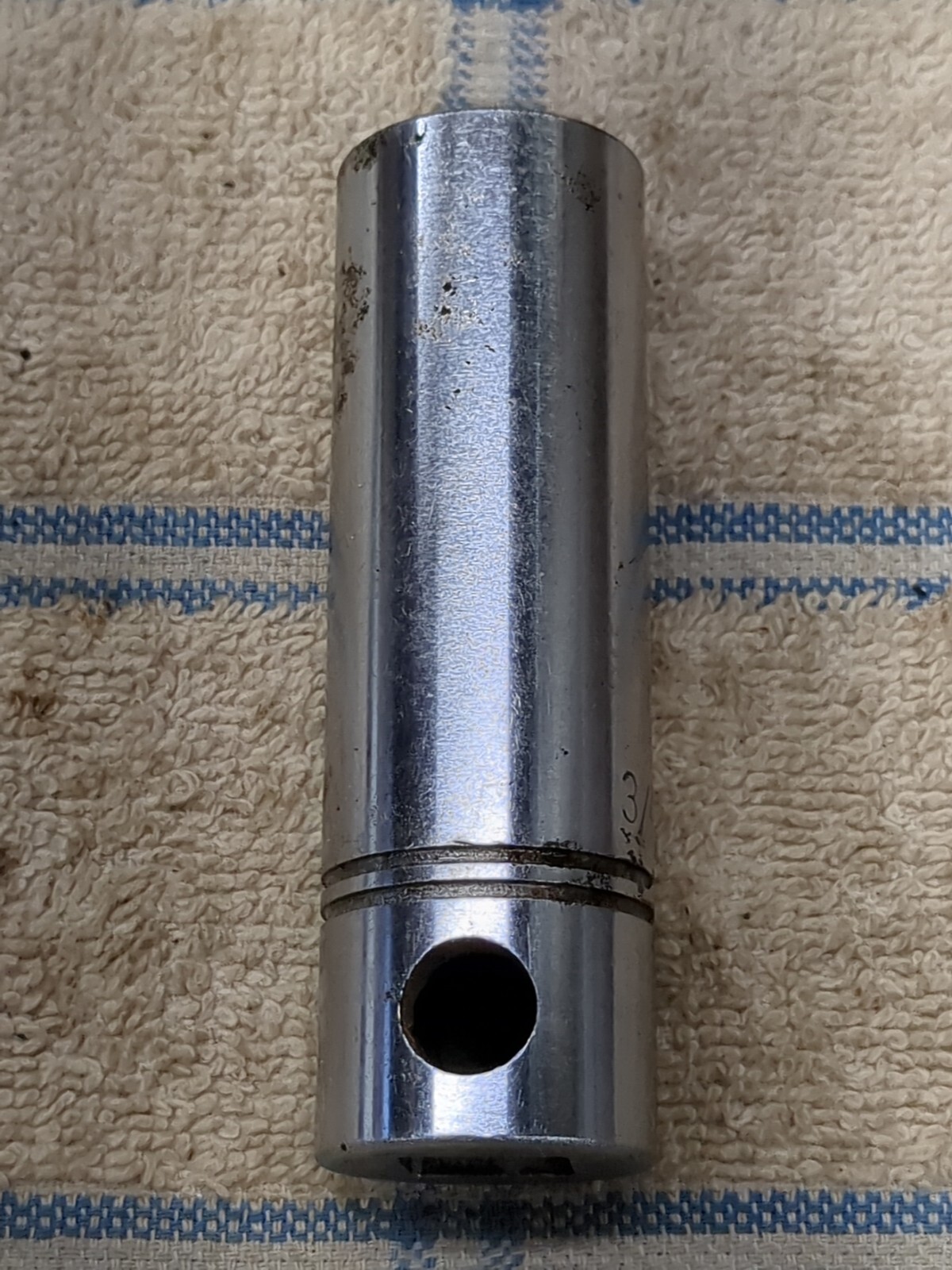 WILLIAMS USA ~ SD-1224 ~ 12 pt 1/2″ Drive 3/4″ Deep Socket ~ Cross Hole