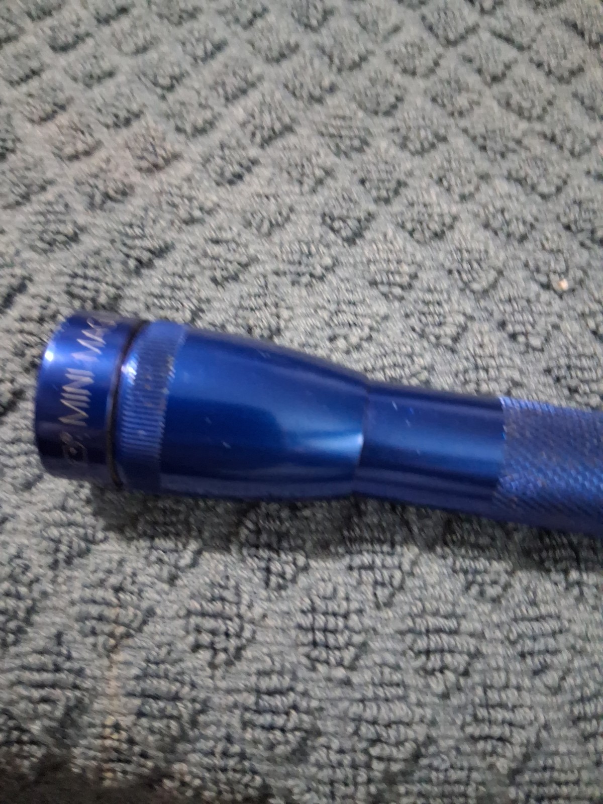 Mini Maglite Flashlight AA Blue 6″ Mag Instruments California Vintage