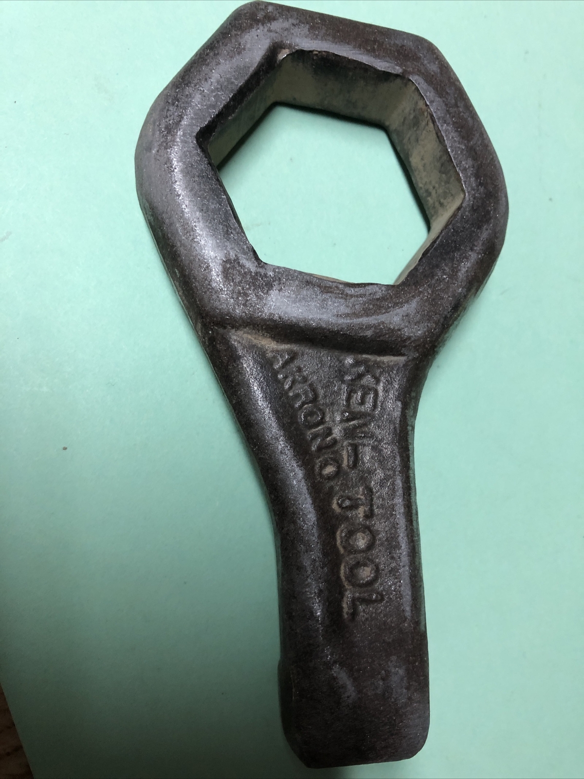 Ken Tool PORK CHOP TX9 Nut Wrench Tool