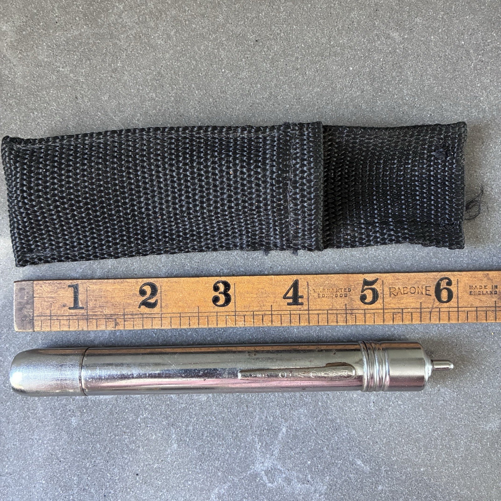 Ray O Vac Penlight-Toggle Switch-Pocket Clip-Uses 2 AA Batteries-Works Great!