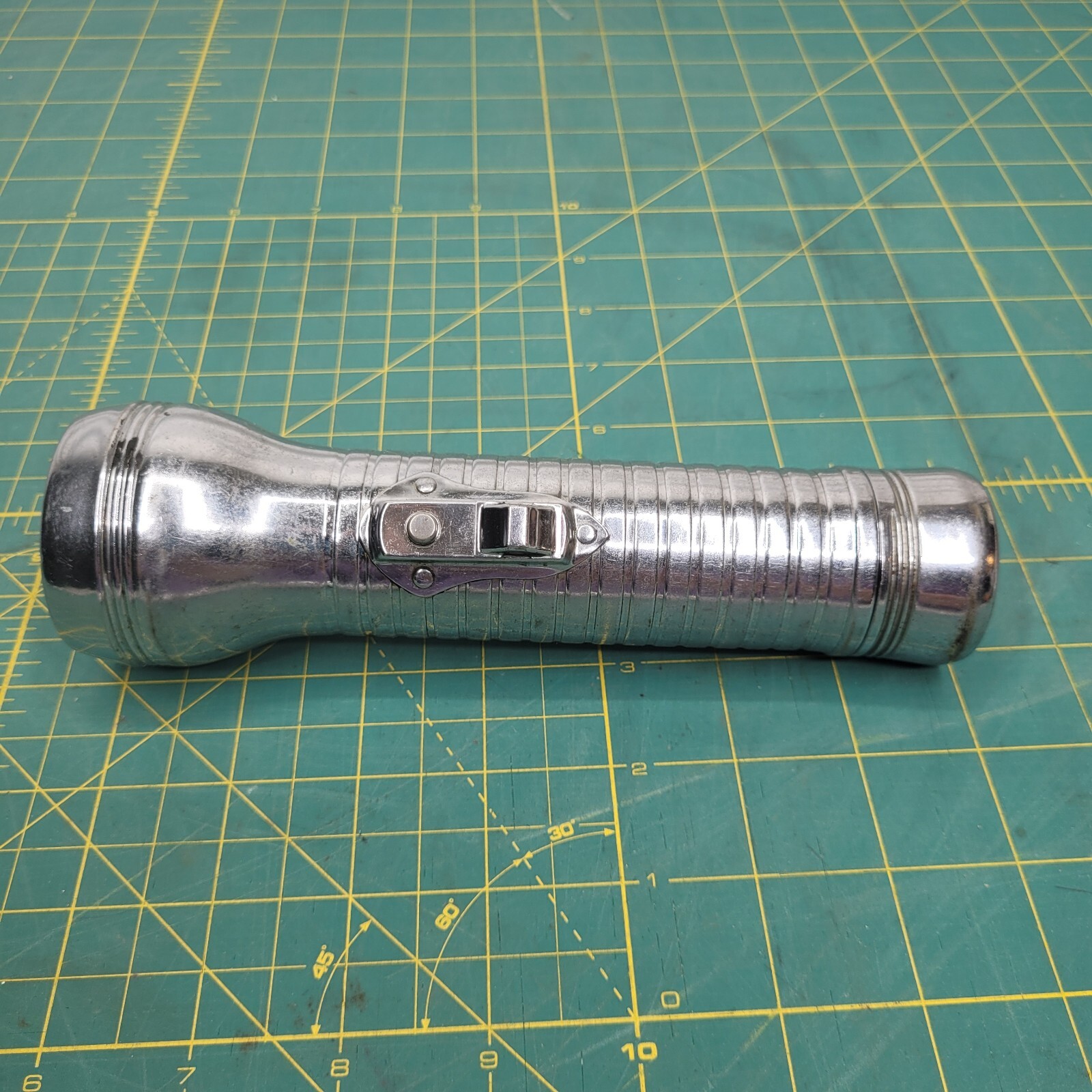 Vintage America Metal Flashlight USA Lite Tested Working 2 D Cell Light