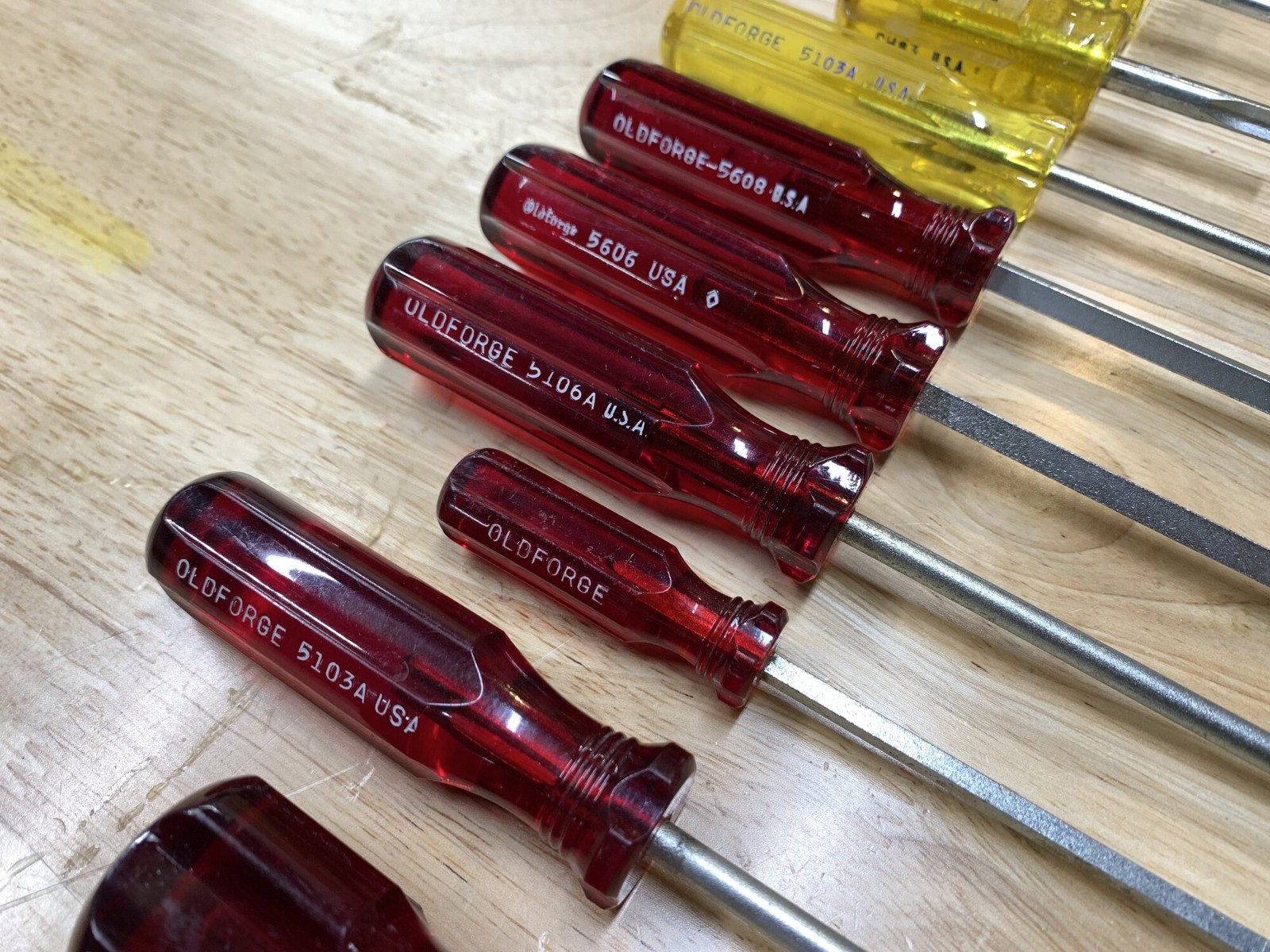 Lot of 15 Old Forge Screwdrivers Vintage USA Oldforge Red Yellow Flat Clutch Hd