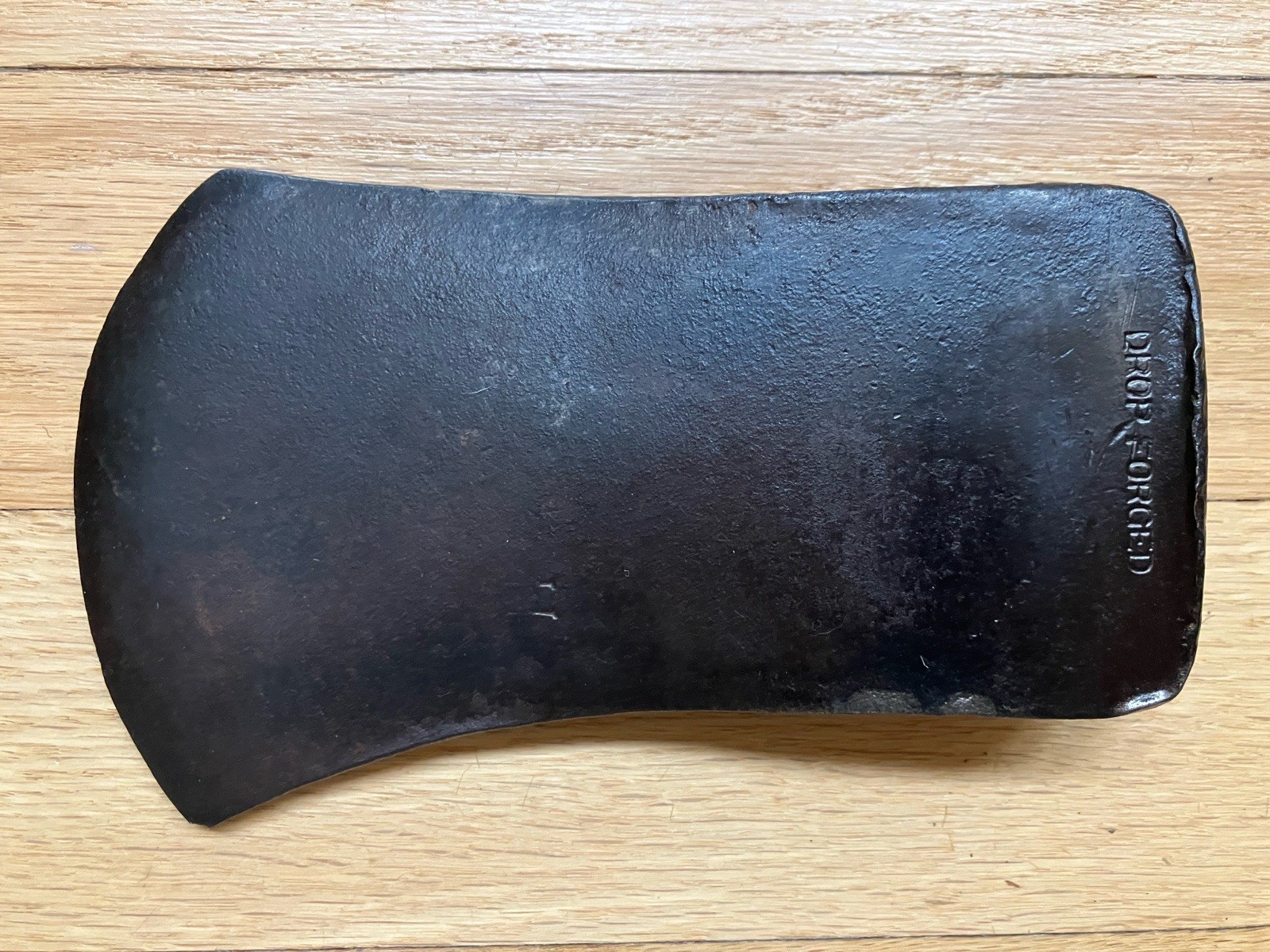 VINTAGE DROP FORGED SINGLE BIT AXE HEAD – VINTAGE USA LOGGING CAMP BUSHCRAFT