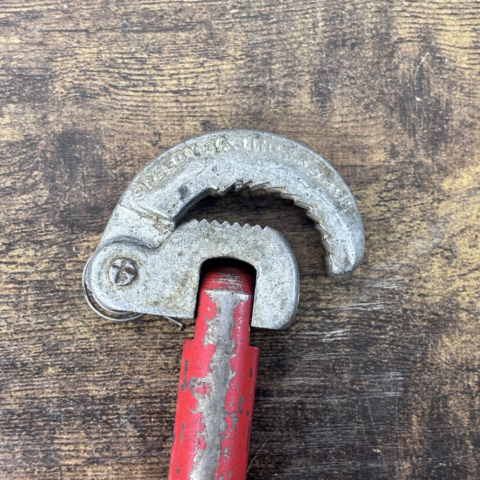 Vintage Speedy Basin Plumbing Wrench Tool Red 12” Spring Loaded Pivot Jaw VTG