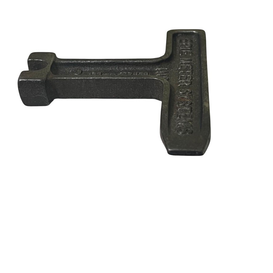 Erie Meter Systems Inc Erie PA B4-523 Key 3-1/8″ Tall x 4″ Wide Vintage