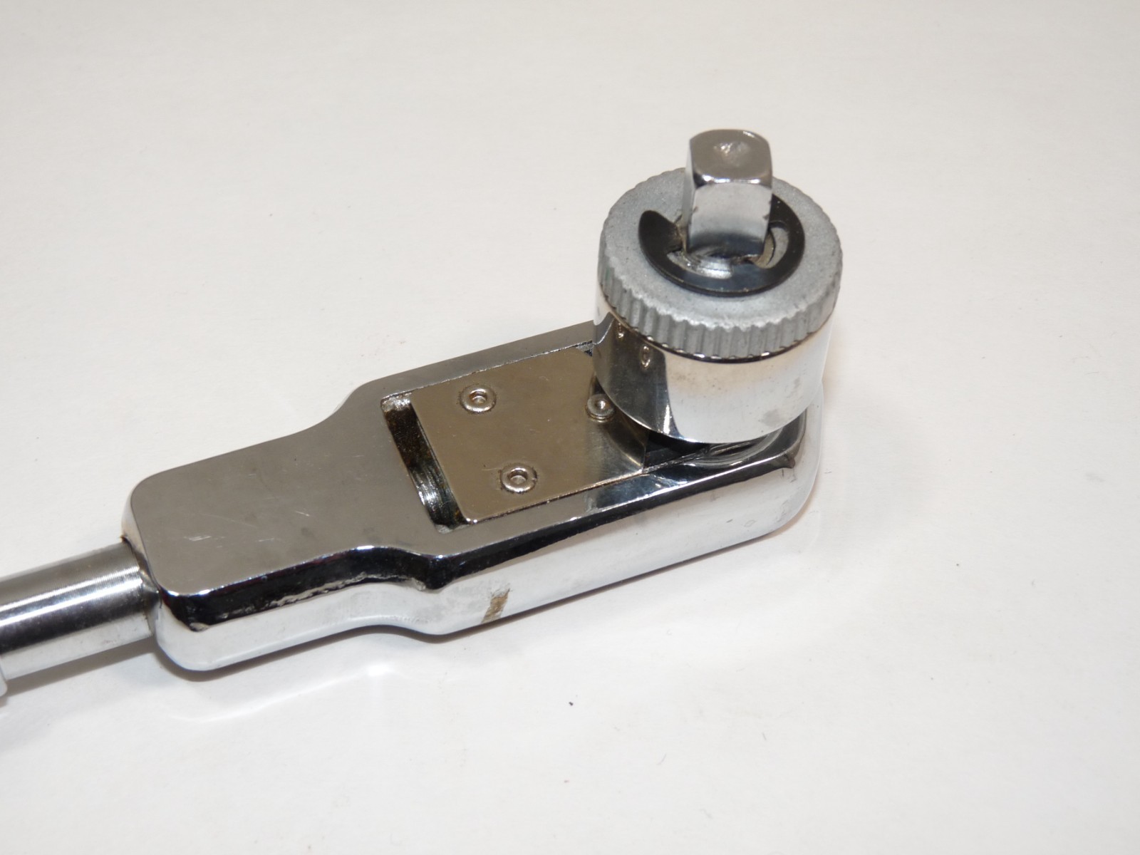Unique 3/8” Drive Ratchet / Box-end Wrench