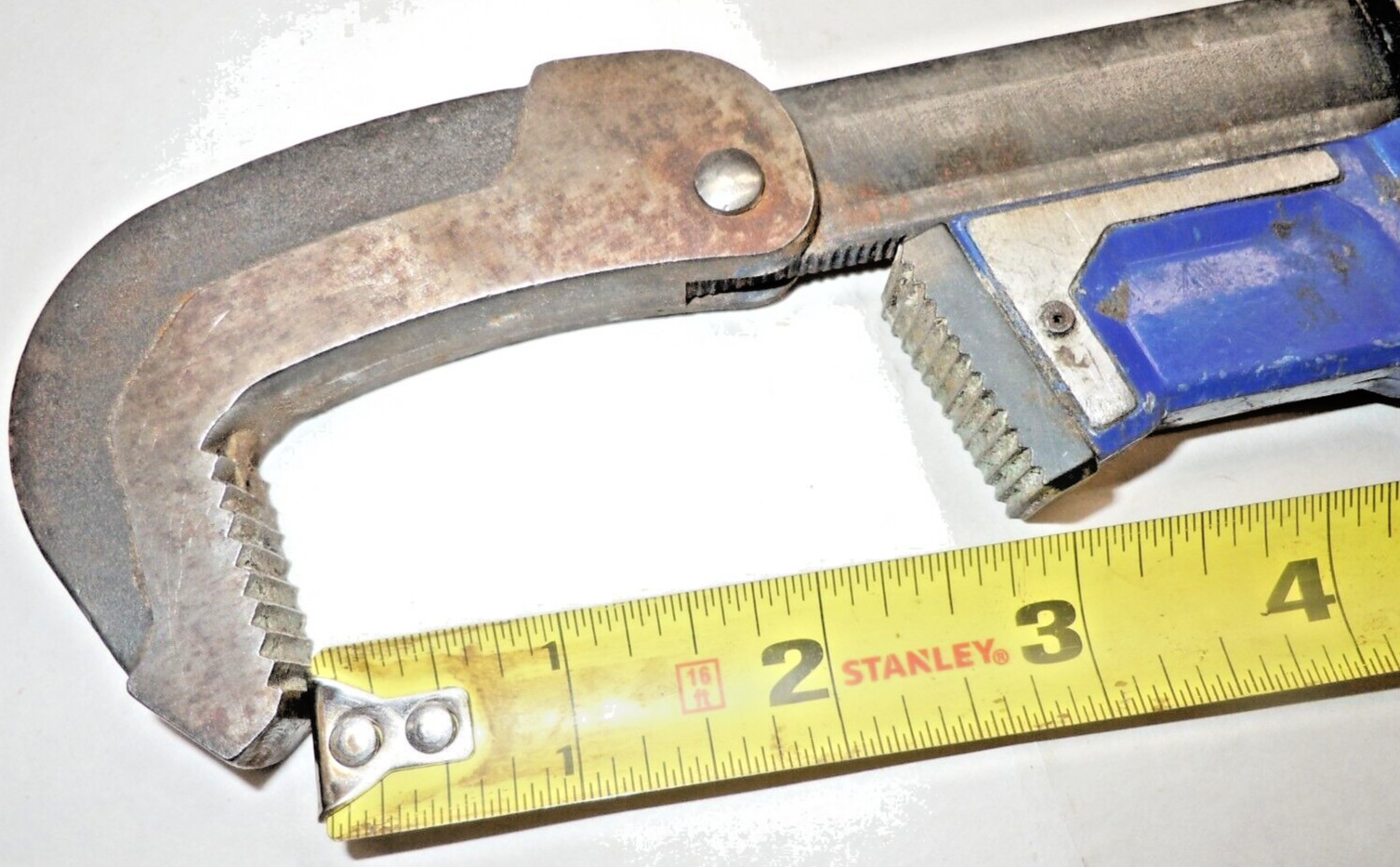 IRWIN Adjustable Vise Grip Pipe Wrench 12″ Length – Jaws 2-1/2″ Capacity