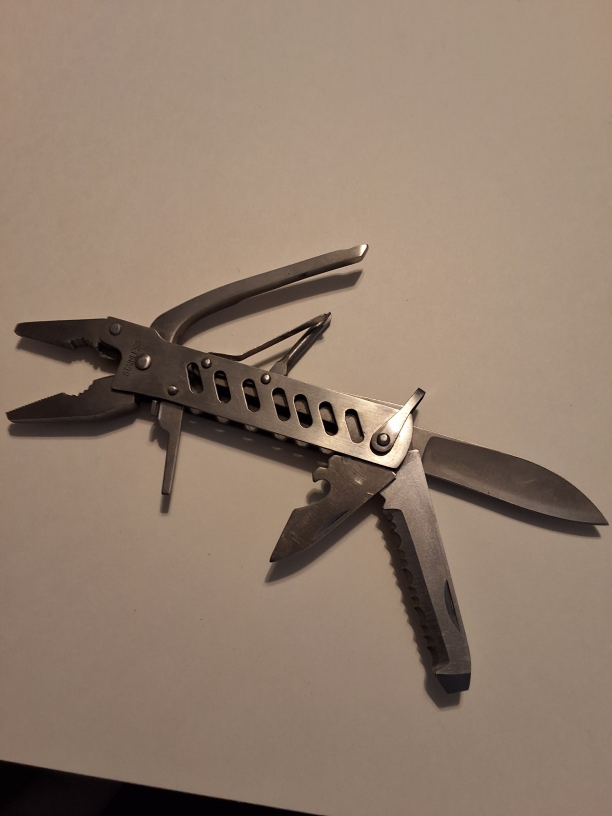 JAGUAR FOLDING MULTI TOOL PLIERS KNIFE CAMPING/FISHING TOOL VINTAGE VG+