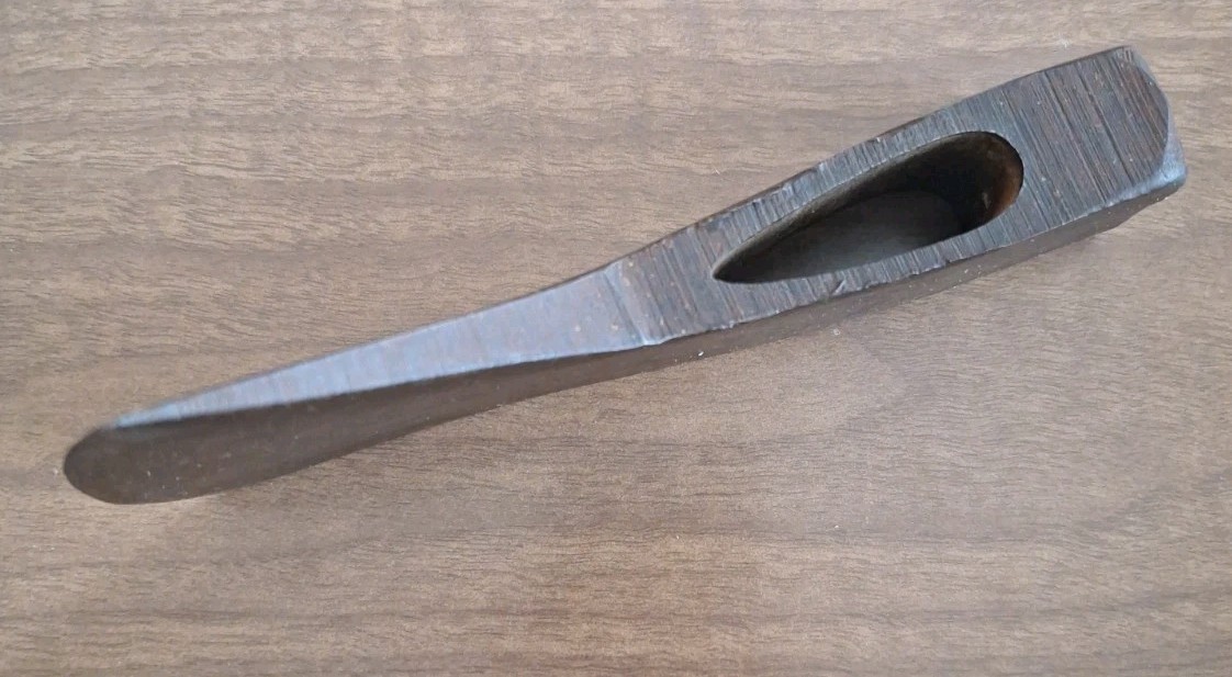 Vintage Collins 28 oz. Tomahawk Hudson Bay Style Hatchet Axe Head Marked Collins