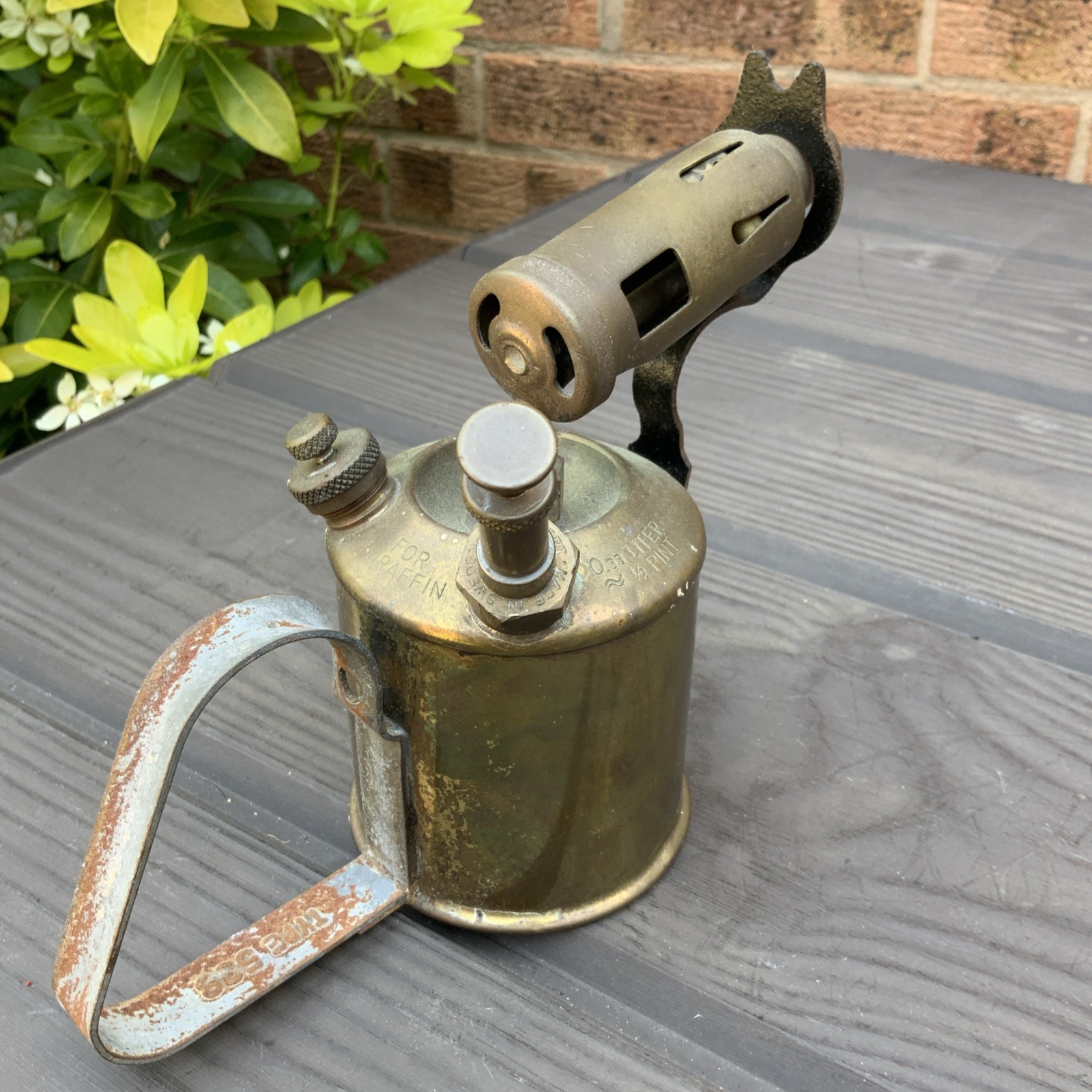 Genuine Sievert 538 1/2 Pint Brass blow Lamp