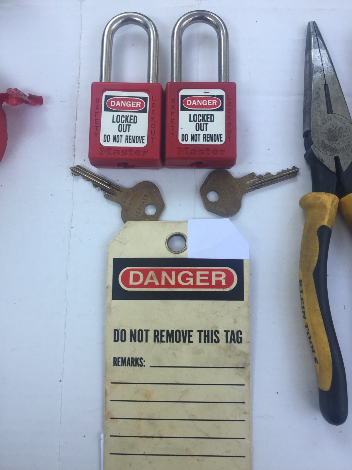 TWO LOCKOUT-TAGOUT,SAFETY LOCKS,KEYS,  MADE BY MASTER,RED, WITH RED DANGER Used