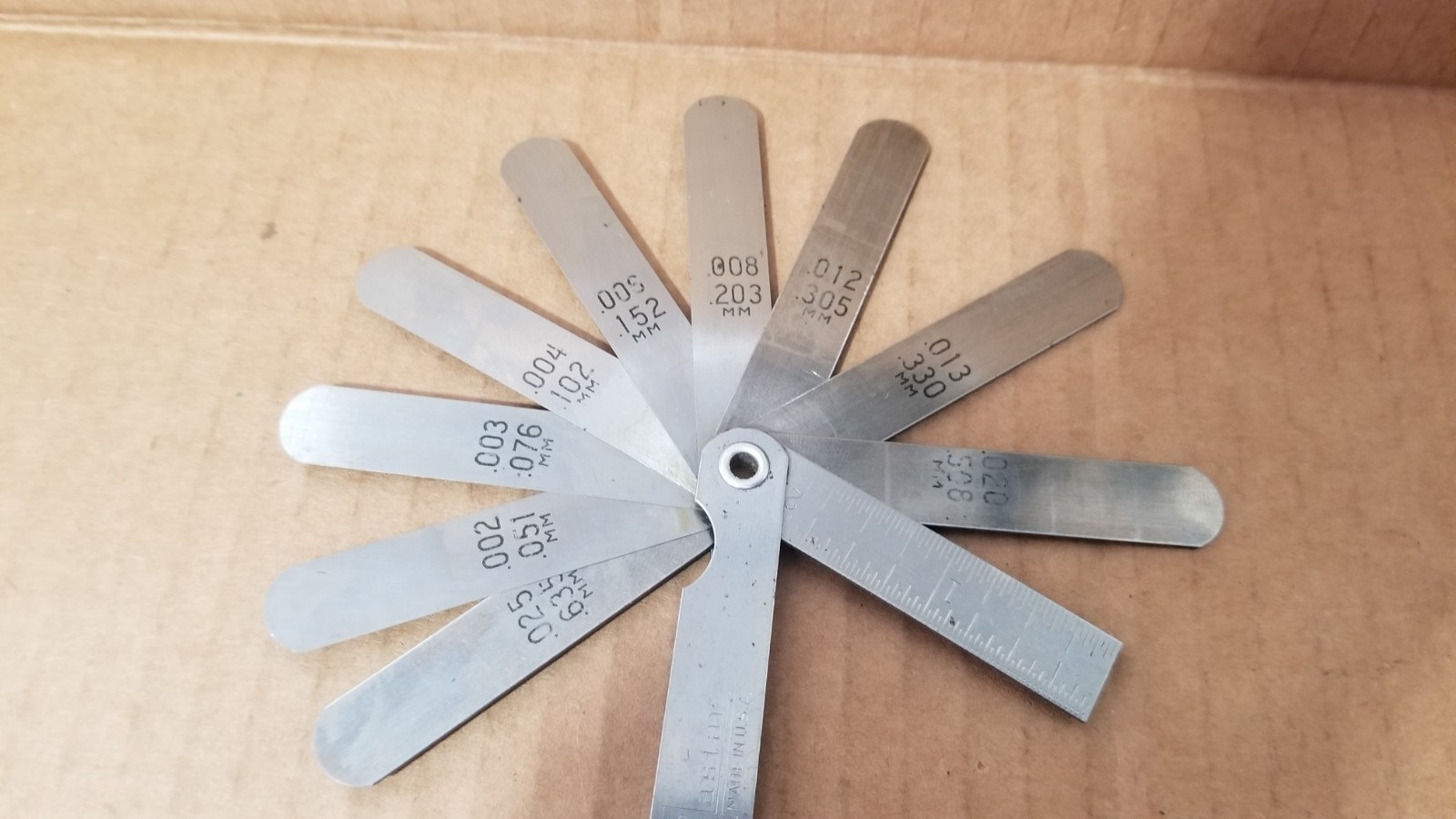 Vintage Kastar Thickness Feeler Gauge with 2″ Rule Made in USA VGC