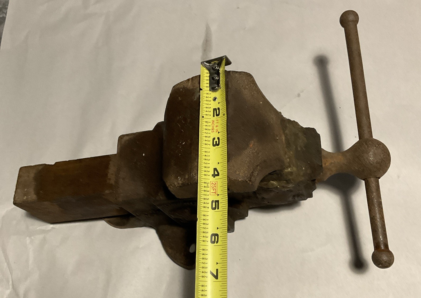 VTG Original Monarch No. 215 Heavy Duty Steel Bench Vise Collectible Tool