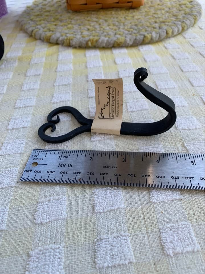 Indiana AMISH Hand Forged Blacksmith Wrought Iron Heart Trivet Hooks USA