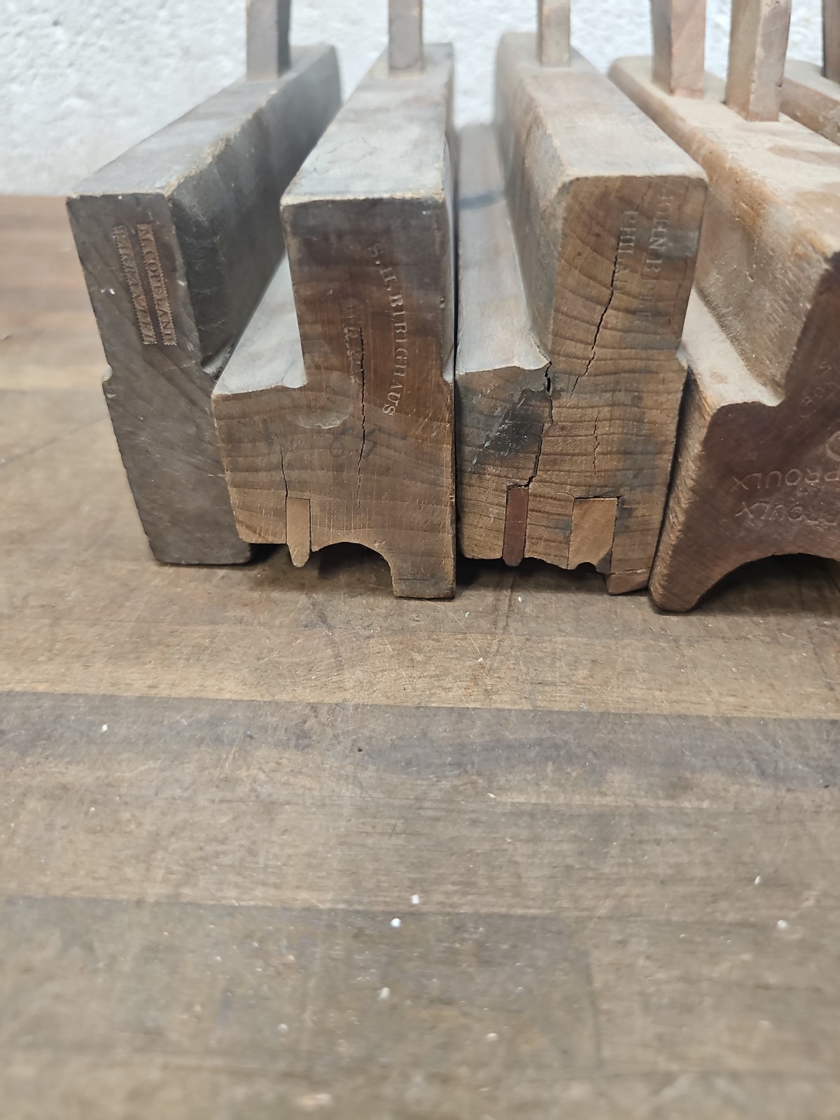 P85- 10 Antique Wood Molding Planes