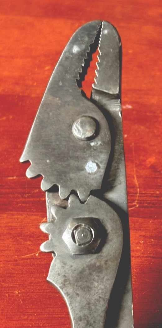 SUPER GRIP TOOL CO JEFFERSON IOWA Patent Jan 16, 1933 Geared Pliers Excellent