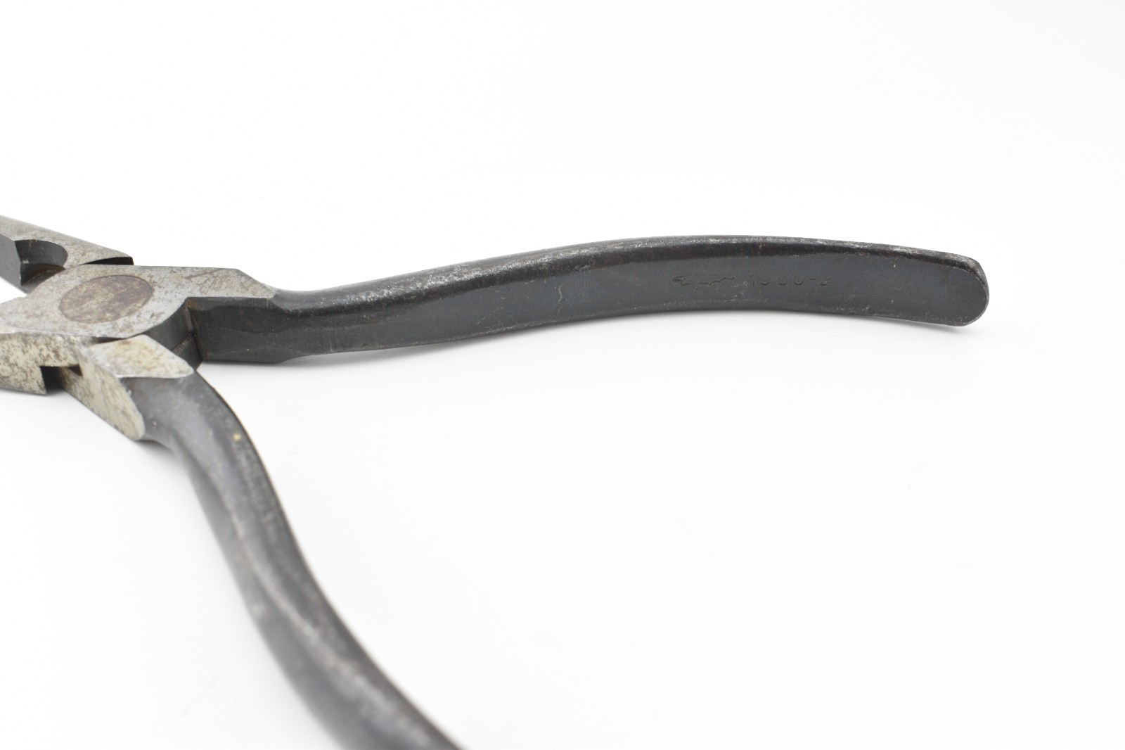 Unusual VTG E.A Berg Sweden Offset Curved Needle Nose Pliers 2431-7 Eskiltuna