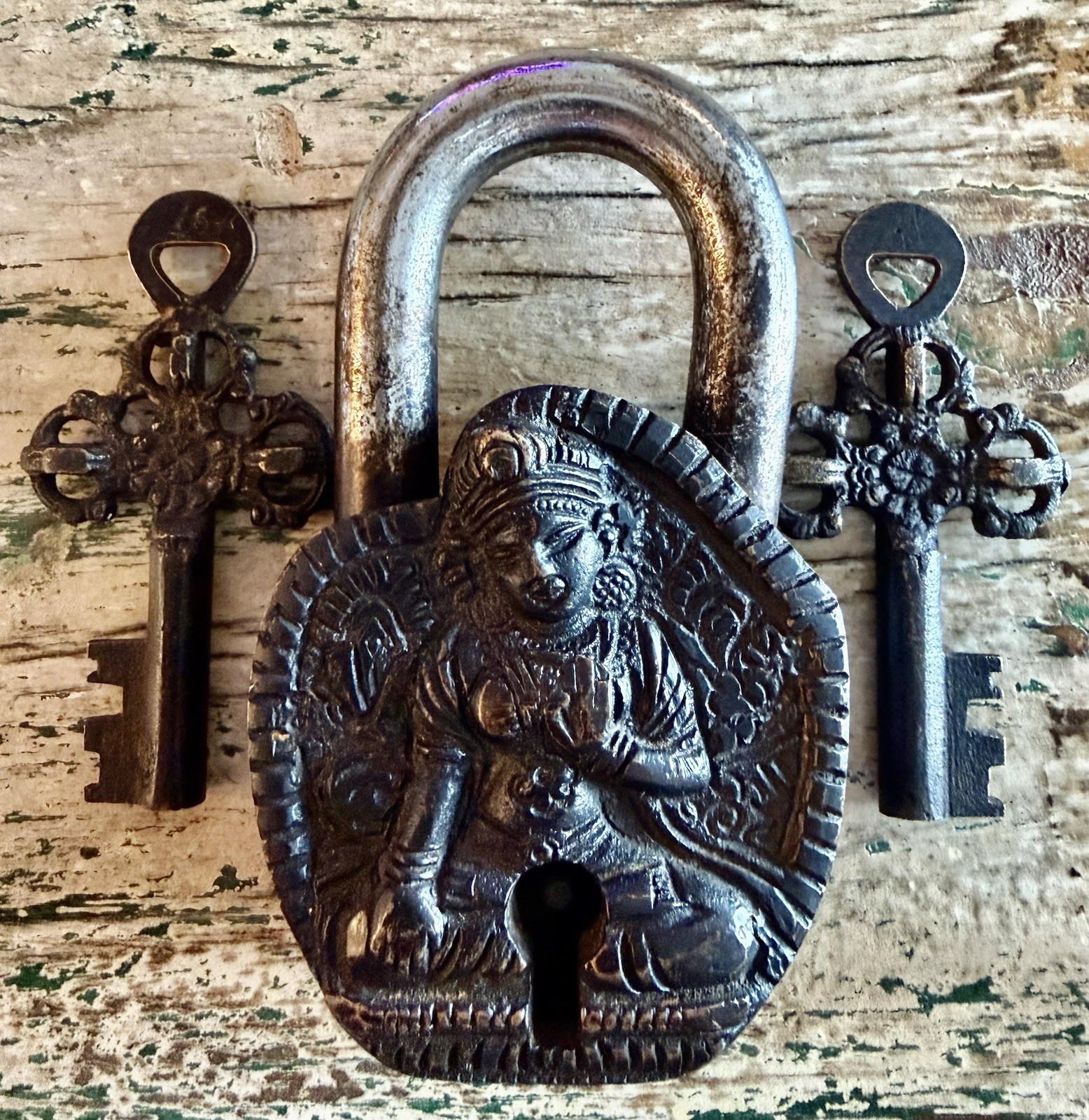 Vintage Style Hindu God Design Security Lock With Keys Works