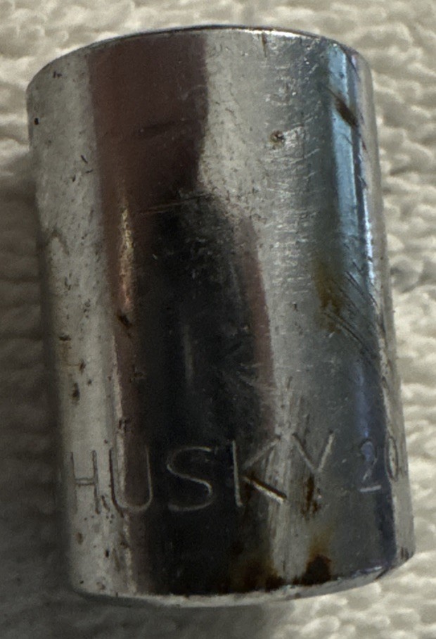 1/2” Husky SAE 1/4″ Drive 6 Point 20016 Socket tool